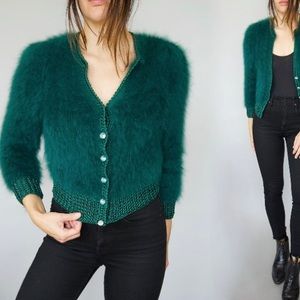 Beautiful Angora Vintage Sweater 🦚